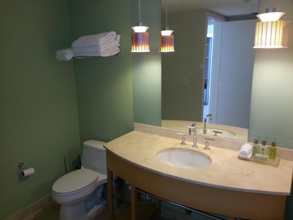 Marenas Bay View 2 Bedroom Suite interior
